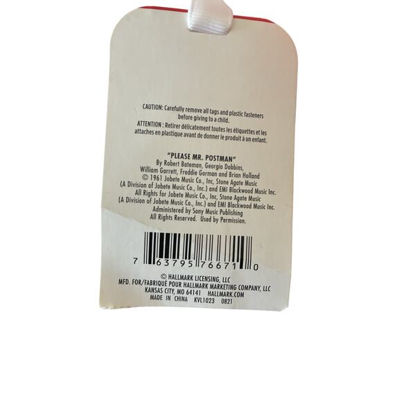 Hallmark Valentine Special Delivery 12” Roller Skating Pup Singing Plush - Picture 5 of 11